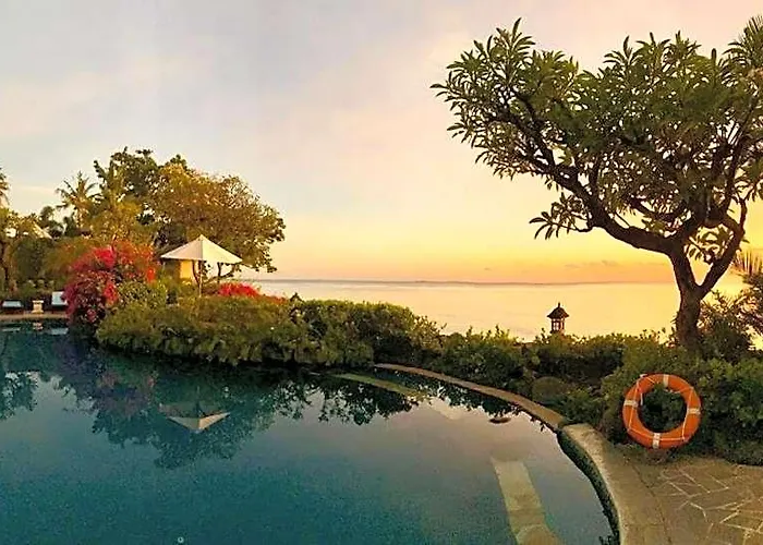Hotel Santai 4*